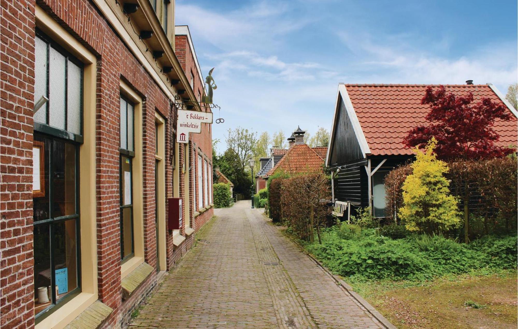 Cozy Apartment In Molkwerum With Wifi Exterior foto